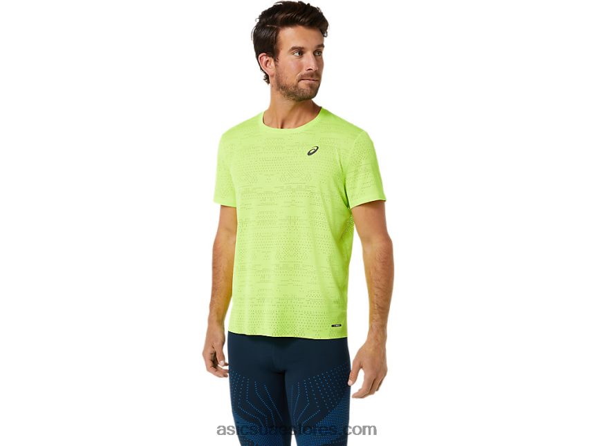 Asics الخطر الأخضر قميص بأكمام قصيرة للتهوية للرجال 2N24DJ1392