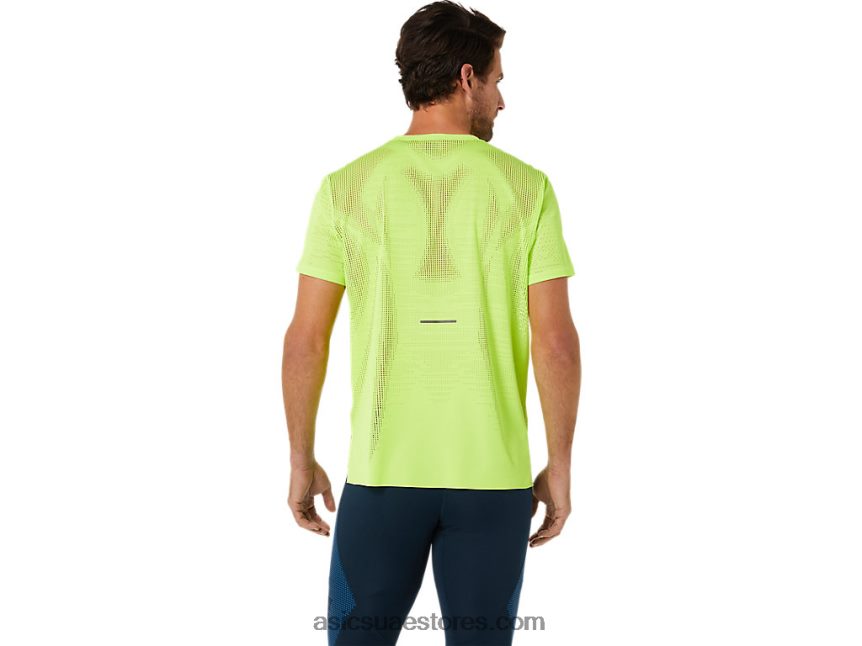 Asics الخطر الأخضر قميص بأكمام قصيرة للتهوية للرجال 2N24DJ1392