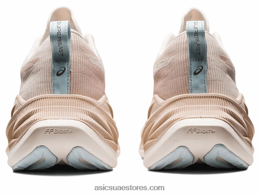Asics كريم / بيج معدني سوبربلاست 2N24DJ7