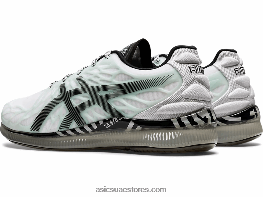 Asics أبيض أسود هلام الكم اللانهاية 2 2N24DJ3585