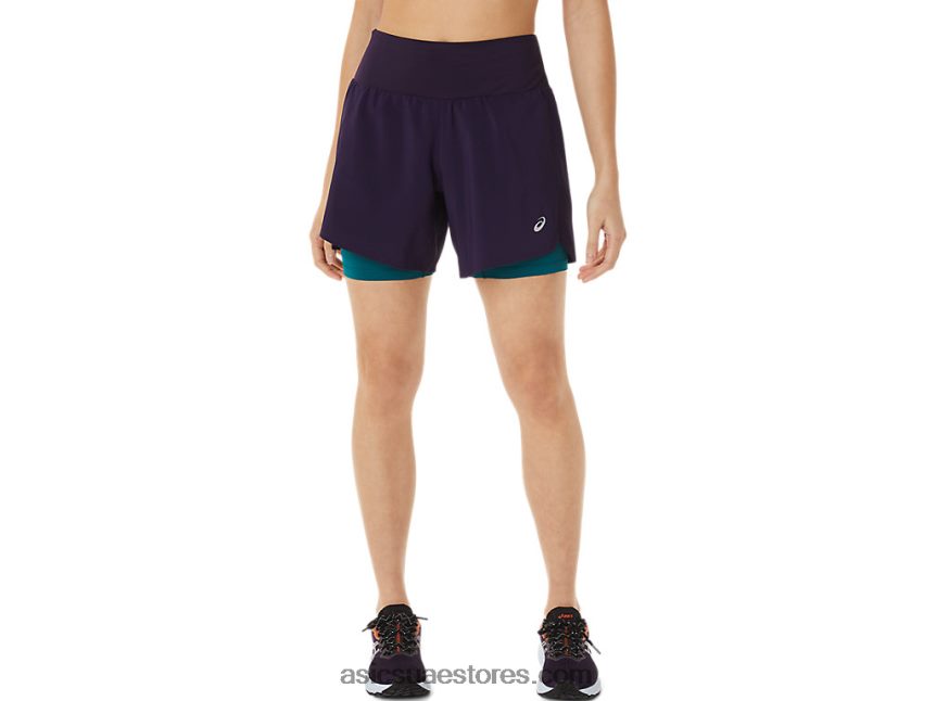 Asics الظل الليلي / الصنوبر المخملي طريق النساء 2-n-1 5.5 بوصة قصير 2N24DJ3025