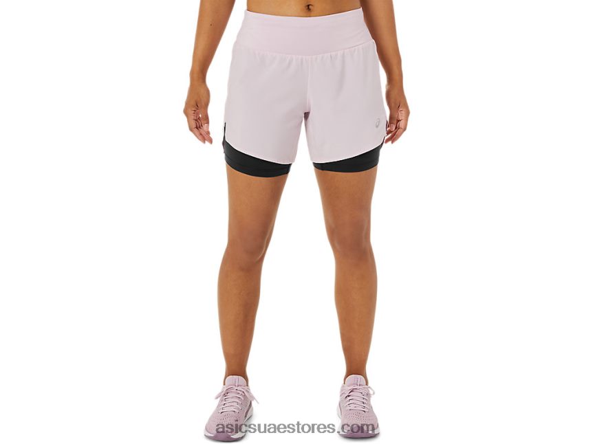 Asics بالكاد ارتفع / أداء أسود طريق النساء 2-n-1 5.5 بوصة قصير 2N24DJ3487