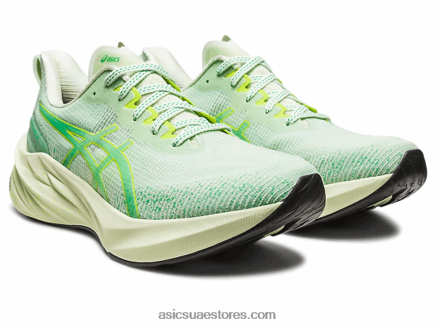 Asics همسة خضراء / كزبرة نوفابلاست 3 جنيه 2N24DJ110