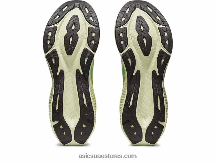 Asics همسة خضراء / كزبرة نوفابلاست 3 جنيه 2N24DJ110