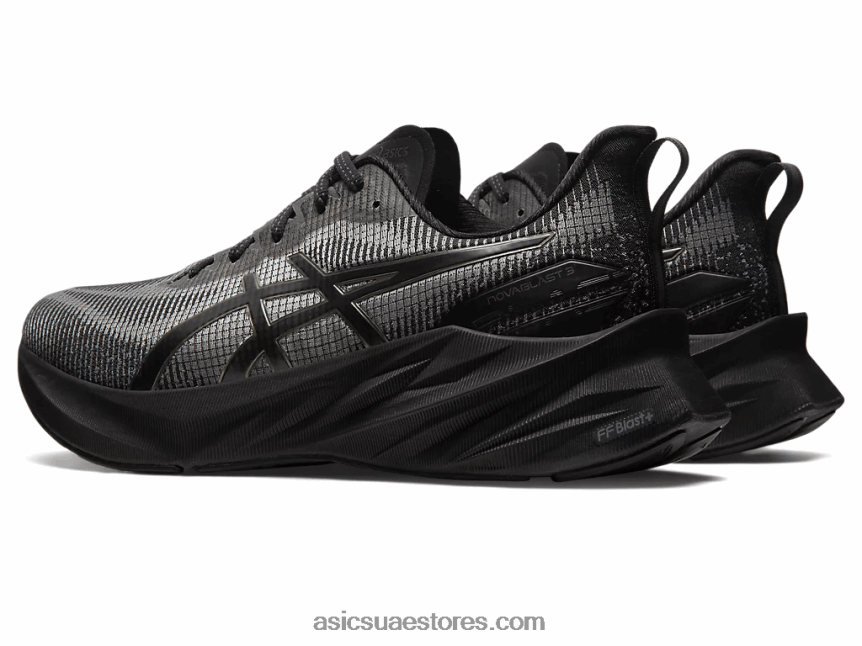 Asics أسود / رمادي جرافيت نوفابلاست 3 جنيه 2N24DJ182