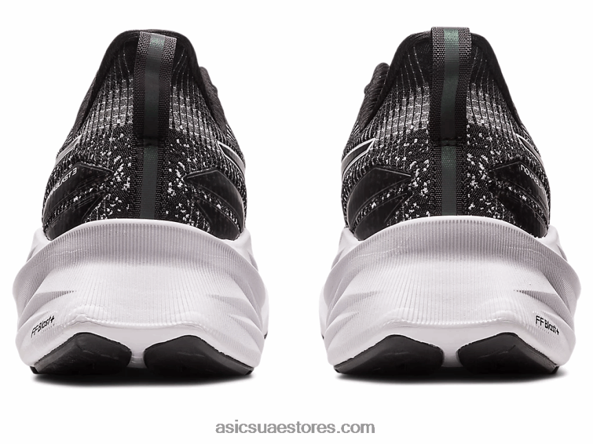 Asics أبيض أسود نوفابلاست 3 جنيه 2N24DJ2268