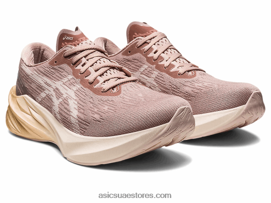 Asics تزلف / البيج المعدني نوفابلاست 3 2N24DJ2428