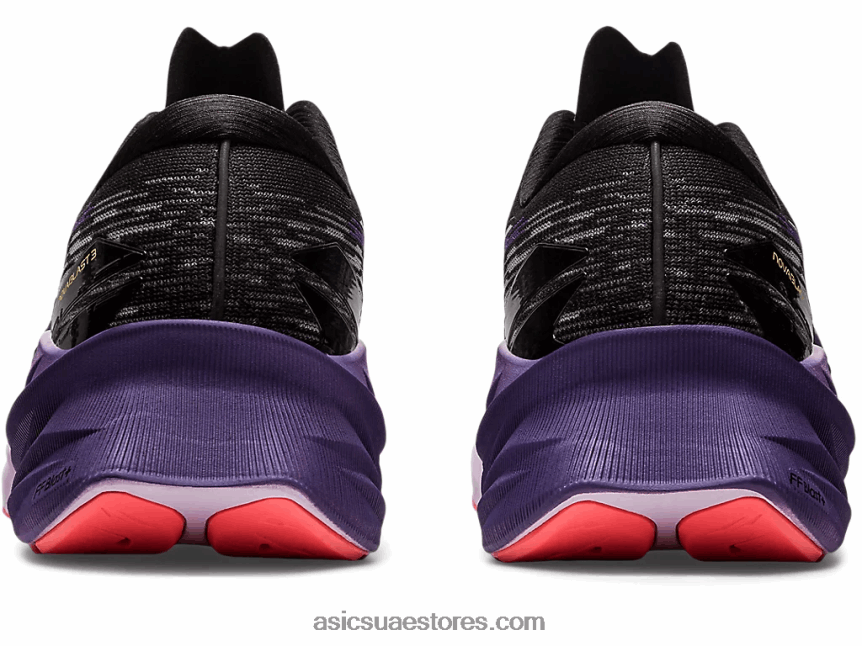 Asics أسود / أرجواني مترب نوفابلاست 3 2N24DJ2460