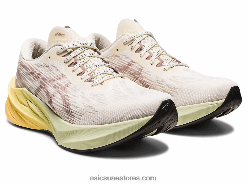 Asics كريم / تزلف نوفابلاست 3 2N24DJ2870