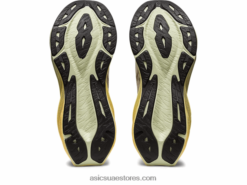 Asics كريم / تزلف نوفابلاست 3 2N24DJ2870