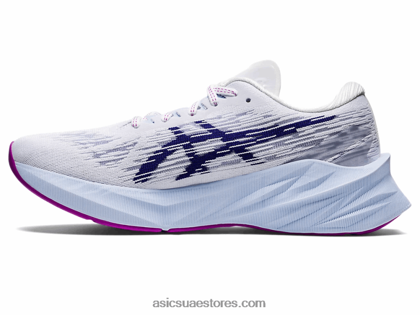 Asics أبيض / أزرق غامق نوفابلاست 3 2N24DJ2887