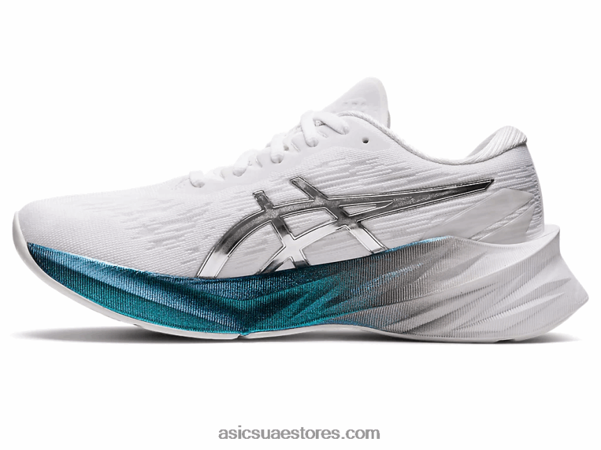 Asics أبيض / فضي نقي نوفابلاست 3 بلاتين 2N24DJ2897