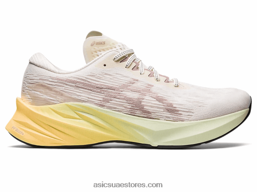 Asics كريم / تزلف نوفابلاست 3 2N24DJ376