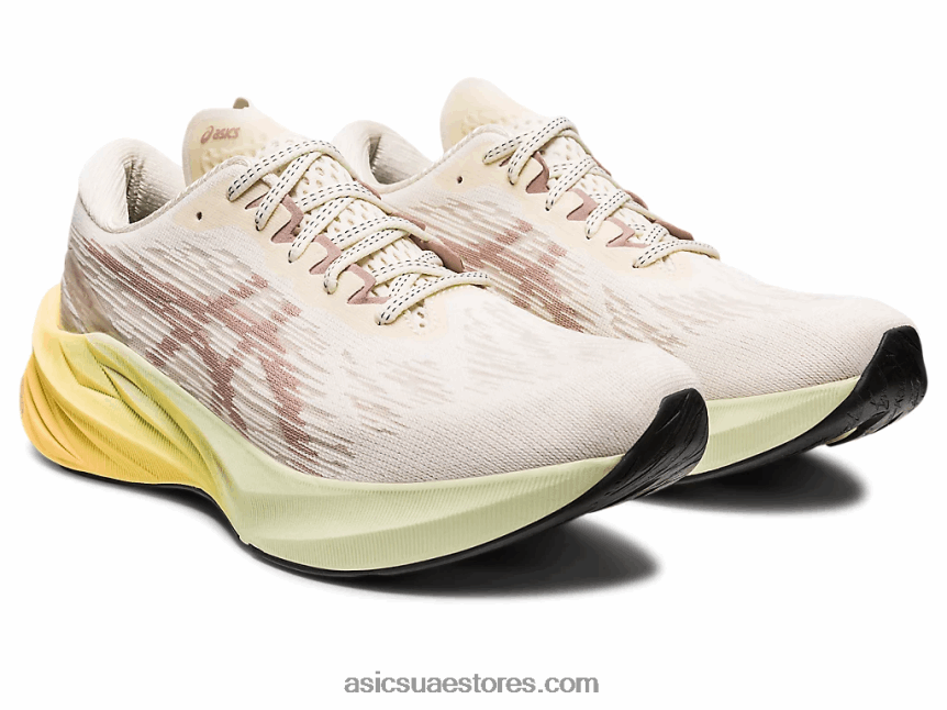 Asics كريم / تزلف نوفابلاست 3 2N24DJ376