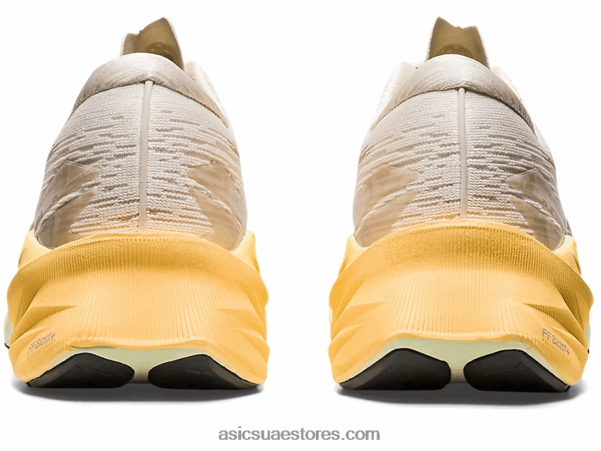Asics كريم / تزلف نوفابلاست 3 2N24DJ376