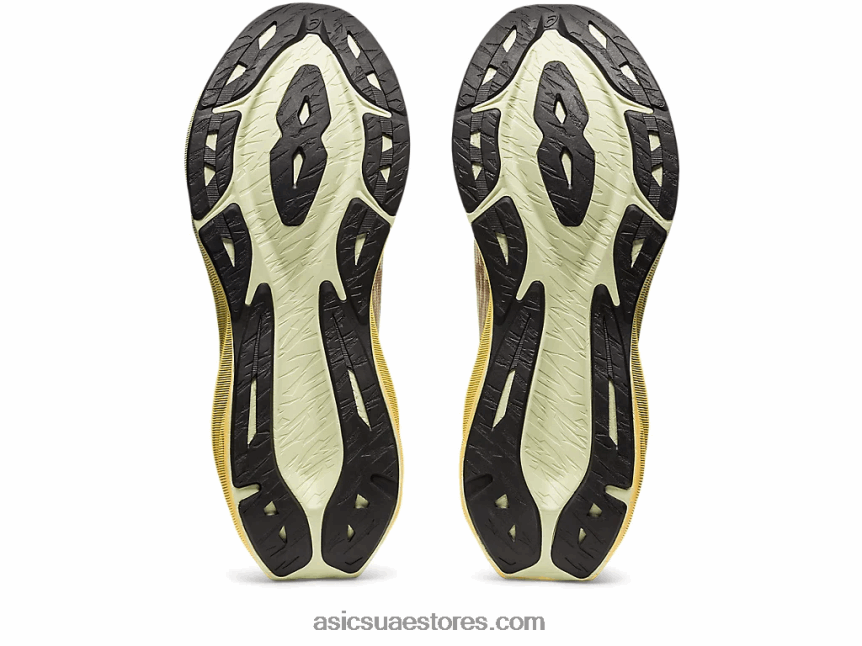 Asics كريم / تزلف نوفابلاست 3 2N24DJ376