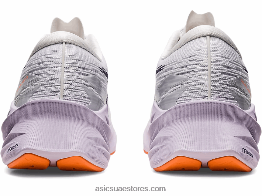Asics أبيض / أزرق نيلي نوفابلاست 3 2N24DJ381