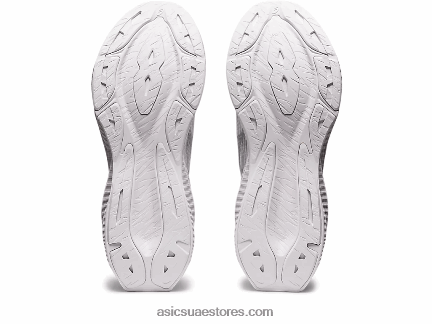 Asics أبيض / رمادي بيدمونت نوفابلاست 3 2N24DJ402