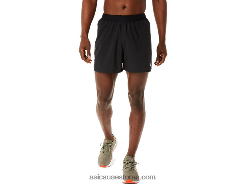Asics أسود الأداء طريق الرجال 5in قصير 2N24DJ1099