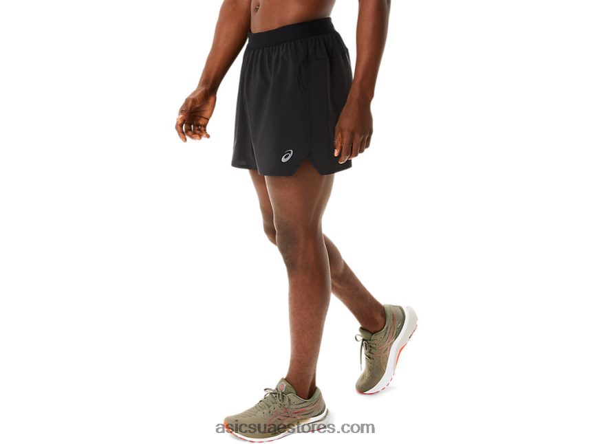 Asics أسود الأداء طريق الرجال 5in قصير 2N24DJ1099