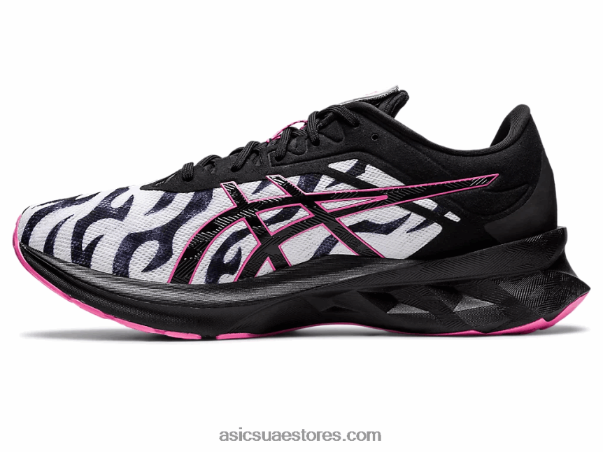 Asics أسود / أبيض novablast sps 2N24DJ1300