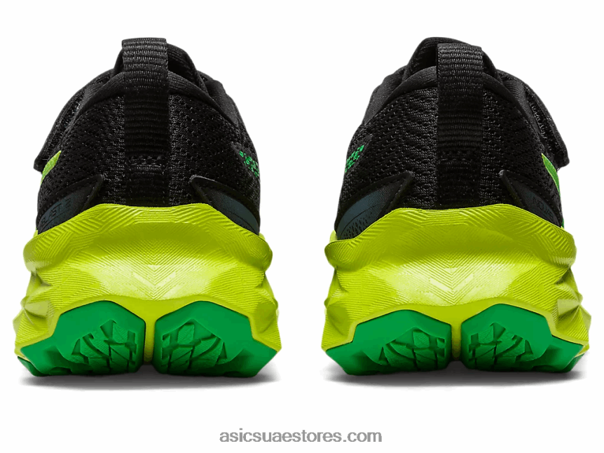 Asics أسود / قشر الليمون novablast 2 مرحلة ما قبل المدرسة 2N24DJ4224